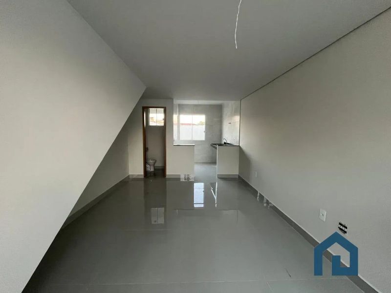 Casa com 2 quartos — Rio Branco, Belo Horizonte