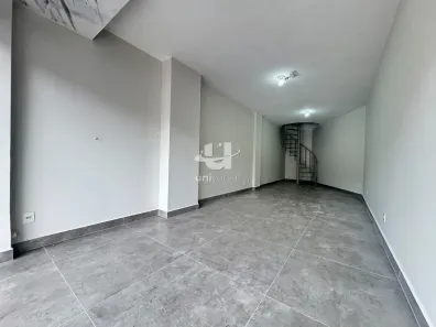 Ponto Comercial para alugar, 42m² no Centro, Juiz de Fora