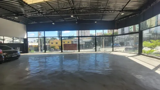 Galpão/Depósito/Armazém para alugar, 380m² no Vila Nova Conceição, São Paulo