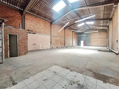Galpão/Depósito/Armazém para alugar, 250m² no Passo das Pedras, Porto Alegre