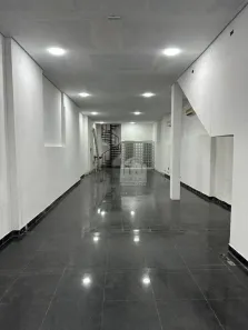 Prédio Comercial para alugar, 330m² no Bom Retiro, São Paulo