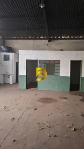 Galpão/Depósito/Armazém para alugar, 300m² no Parque das Gameleiras, Uberaba