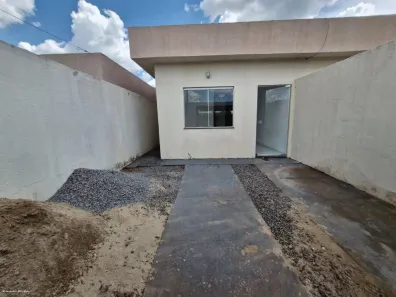 Casa com 2 Quartos à venda, 60m² no Setor Solange, Trindade