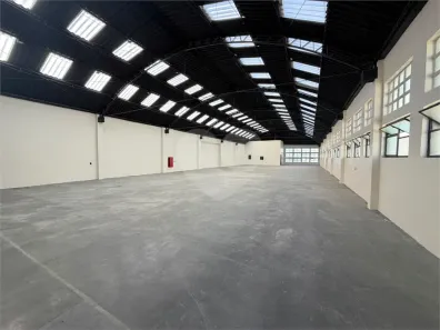 Galpão/Depósito/Armazém para alugar, 2000m² no Água Branca, São Paulo