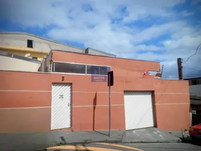 Casa com 2 Quartos à venda, 145m² no Jardim Ângela Maria, Carapicuíba
