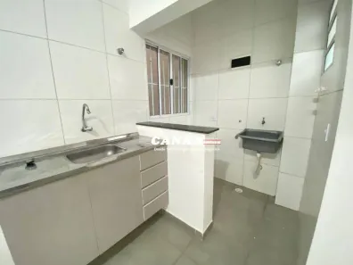Casa com 2 Quartos para alugar, 45m² no Vila Pirajussara, São Paulo