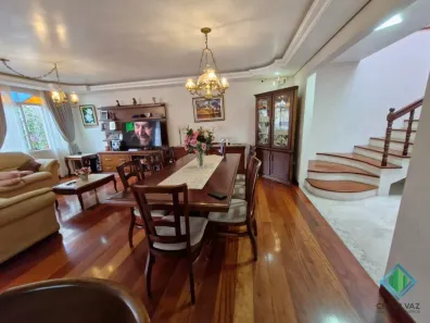 Casa com 4 Quartos à venda, 300m² no Trindade, Florianópolis