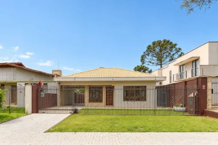 Imóvel Comercial com 3 Quartos para alugar, 250m² no Portão, Curitiba