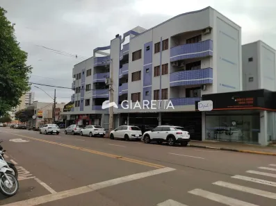 Apartamento com 2 Quartos para alugar, 183m² no Centro, Toledo