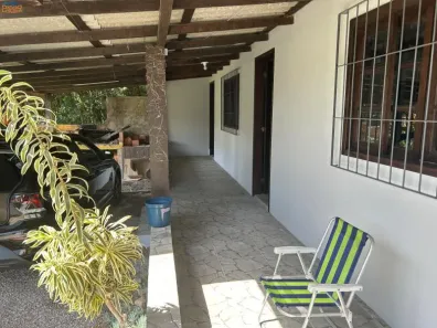 Casa com 2 Quartos para alugar, 150m² no Cachoeira do Bom Jesus, Florianópolis