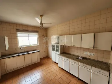 Apartamento com 3 Quartos para alugar, 100m² no Centro, São José do Rio Preto
