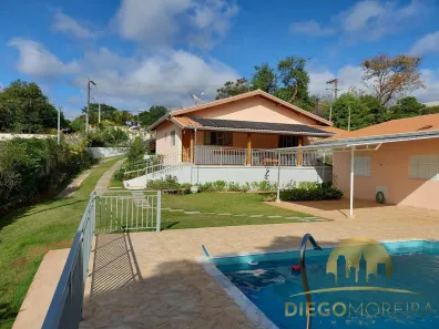 Fazenda/Sítio com 5 Quartos à venda, 198m² no Jardim Estância Brasil, Atibaia