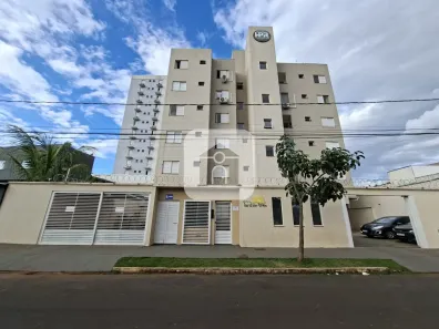 Apartamento com 3 Quartos para alugar, 65m² no Aclimação, Uberlândia