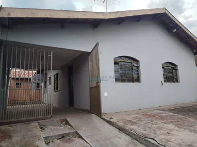 Casa com 3 Quartos para alugar, 100m² no Santa Mônica, Londrina