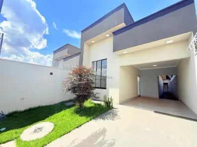 Casa com 3 Quartos à venda, 124m² no Parque Hayala, Aparecida de Goiânia