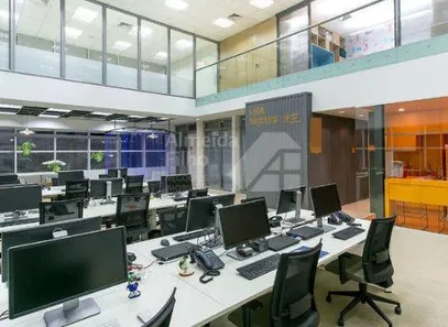Sala Comercial com 1 Quarto para alugar, 330m² no Vila Olímpia, São Paulo