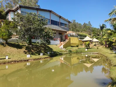Fazenda/Sítio com 5 Quartos à venda, 1800m² no , Biritiba Mirim