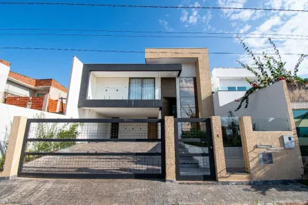 Casa com 3 Quartos à venda, 10m² no Riacho Fundo I, Brasília