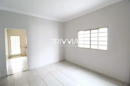 Casa com 3 Quartos para alugar, 171m² no Jardim Europa, Uberlândia