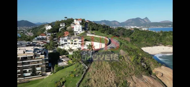 Casa com 4 Quartos à venda, 370m² no Piratininga, Niterói