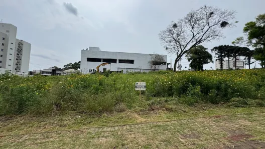 Lote/Terreno à venda, 800m² no Jardins, Chapecó