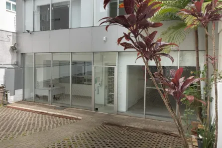 Imóvel Comercial para alugar, 400m² no Petrópolis, Porto Alegre