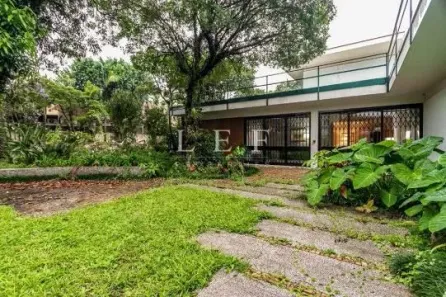 Casa com 5 Quartos à venda, 553m² no Jardim Luzitânia, São Paulo