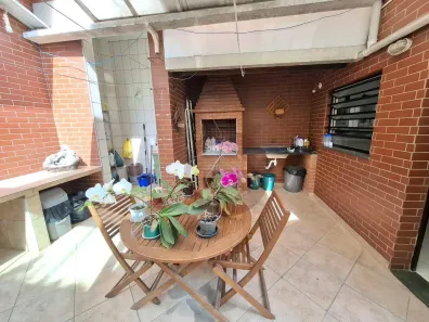 Sobrado com 3 Quartos à venda, 221m² no Parque Ipê, São Paulo