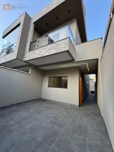 Sobrado com 3 Quartos à venda, 130m² no Guilhermina, Praia Grande