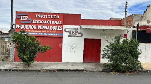 Casa com 3 Quartos à venda, 185m² no Sagrada Família, Montes Claros