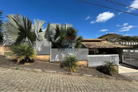 Casa com 3 Quartos à venda, 180m² no Conselheiro Paulino, Nova Friburgo