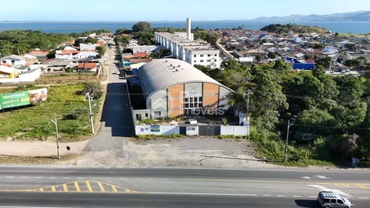 Galpão/Depósito/Armazém para alugar, 1037m² no Centro, Laguna