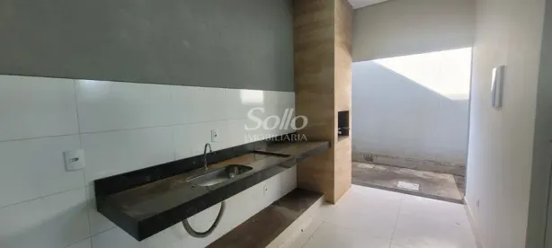 Sobrado com 3 Quartos para alugar, 125m² no Laranjeiras, Uberlândia