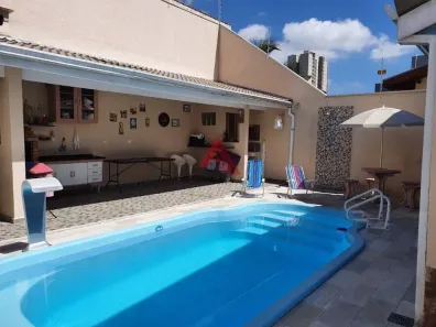 Casa com 3 Quartos à venda, 230m² no Loteamento Villa Branca, Jacareí