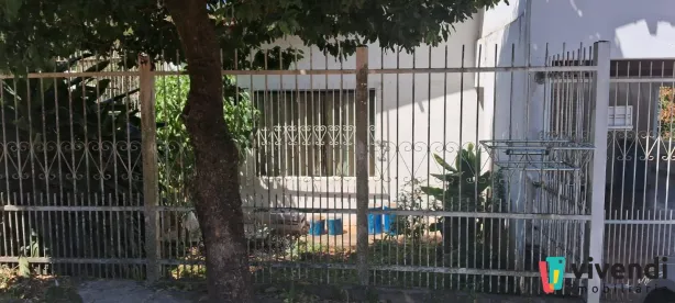 Casa com 3 Quartos à venda, 244m² no Água das Flores, Jundiaí