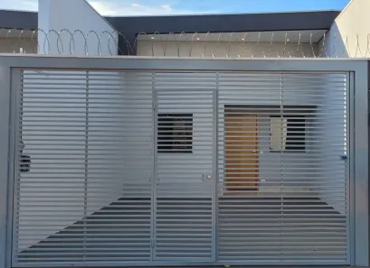 Casa com 2 Quartos para alugar, 65m² no Jardim das Nações, Campo Grande