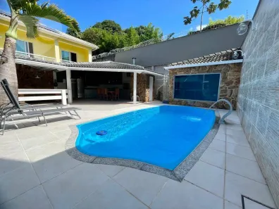 Casa de Condomínio com 3 Quartos à venda, 257m² no Várzea das Moças, Niterói