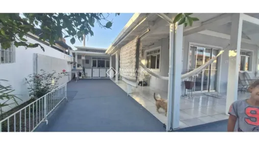 Casa com 4 Quartos à venda, 125m² no Forquilhinha, São José