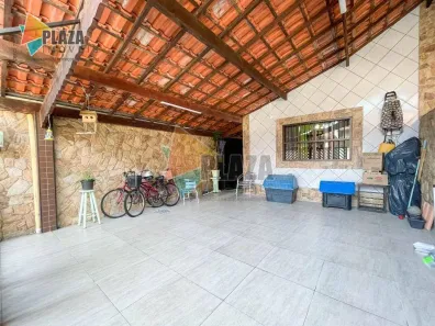 Casa com 3 Quartos à venda, 131m² no Canto do Forte, Praia Grande