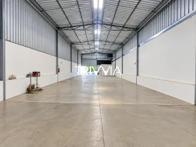 Galpão/Depósito/Armazém para alugar, 210m² no Nossa Senhora das Graças, Uberlândia