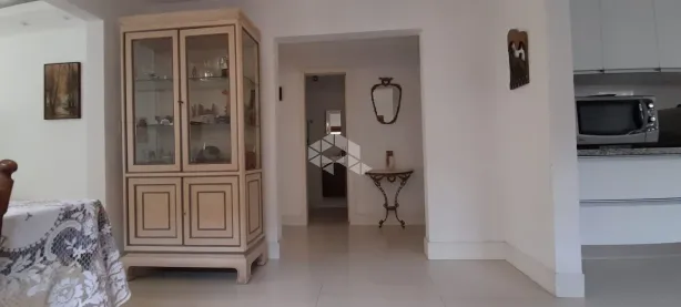 Casa com 3 Quartos à venda, 148m² no Chácara das Pedras, Porto Alegre