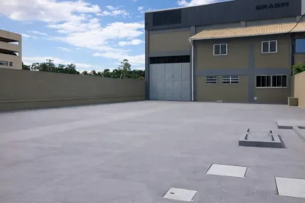 Galpão/Depósito/Armazém para alugar, 450m² no Granja dos Cavaleiros, Macaé