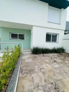 Sobrado com 3 Quartos à venda, 130m² no De Zorzi, Caxias do Sul