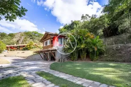 Casa com 4 Quartos para alugar, 280m² no Itaipava, Petrópolis