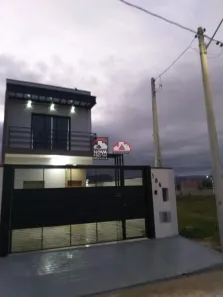 Casa com 2 Quartos à venda, 120m² no Travessão, Caraguatatuba