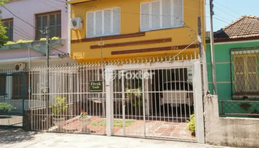 Casa com 4 Quartos à venda, 236m² no Santana, Porto Alegre