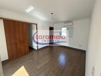 Sobrado com 3 Quartos à venda, 184m² no Parque São Domingos, São Paulo