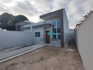 Casa com 2 Quartos à venda, 80m² no Extensão do Bosque, Rio das Ostras