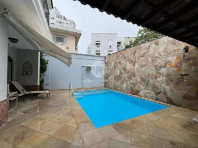 Sobrado com 4 Quartos à venda, 282m² no Ponta da Praia, Santos