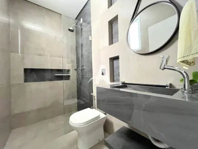 Casa com 4 Quartos para alugar, 240m² no Granja Marileusa, Uberlândia